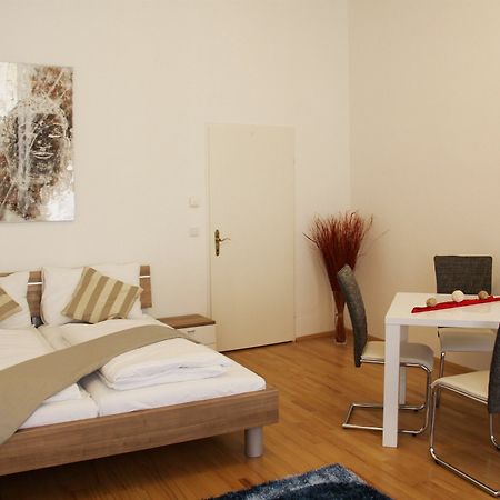 Checkvienna Apartment Khunngasse מראה חיצוני תמונה